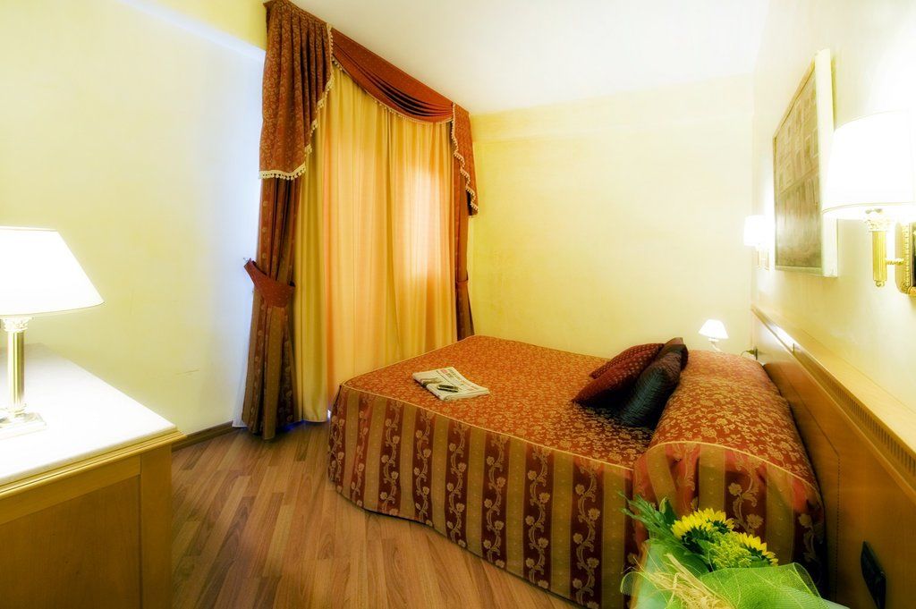 Hotel Bright Rome Luaran gambar